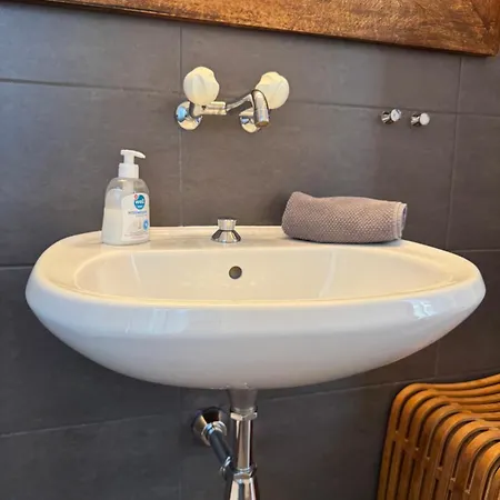 فندق مبيت وإفطار Art'e